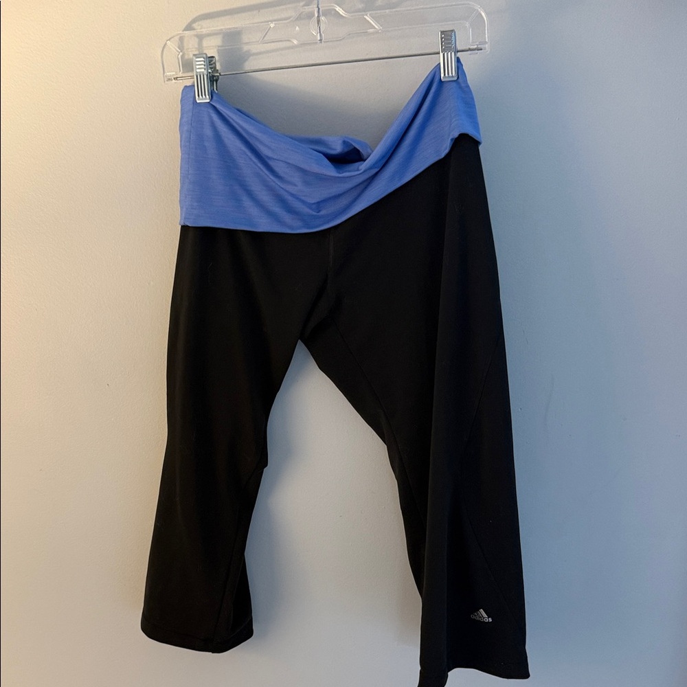 Women’s Black Capri Yoga Pants with Blue Waistband